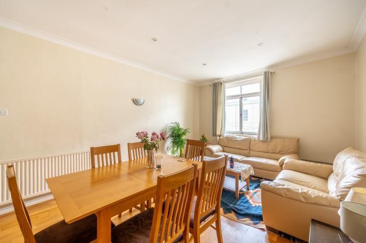 Apartment in London, Steele's Village, Chalk Farm - View 2