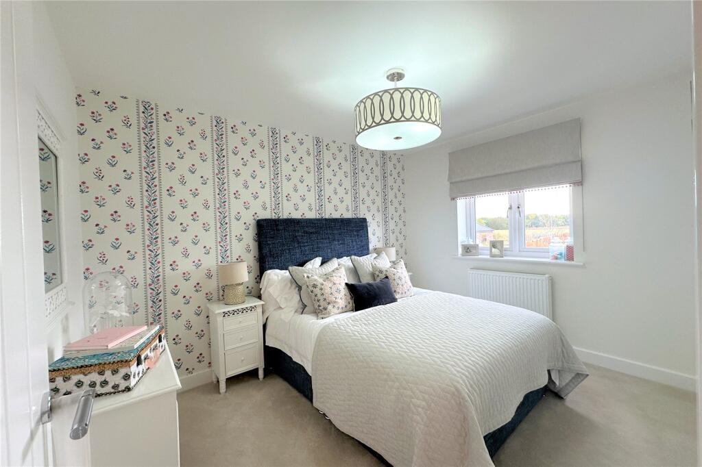 Diss Road, Botesdale - View 3