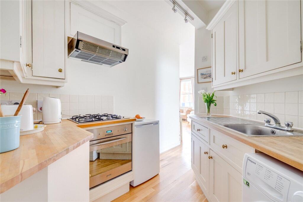 Apartment in London, Fulham - View 4