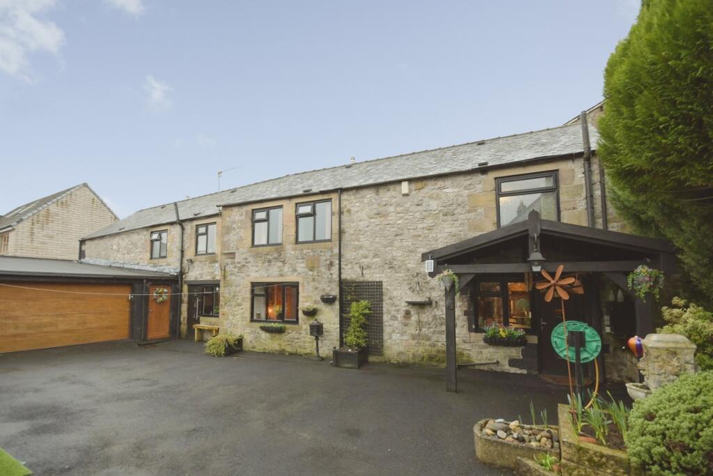 Main image of property: Fairfield Road, Buxton, Derbyshire, SK17