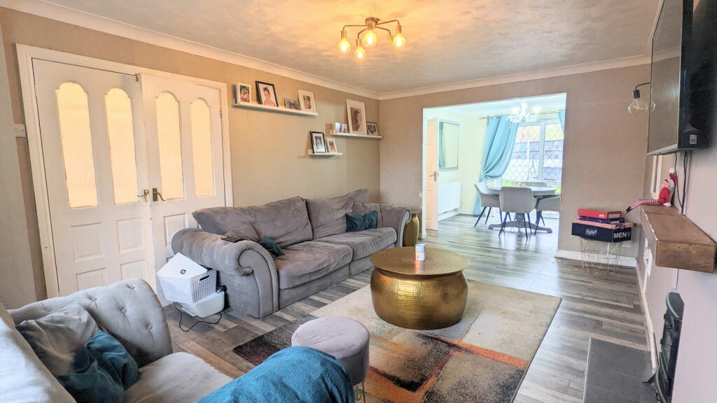 Earlswood, Skelmersdale, WN8 6AT photo 3