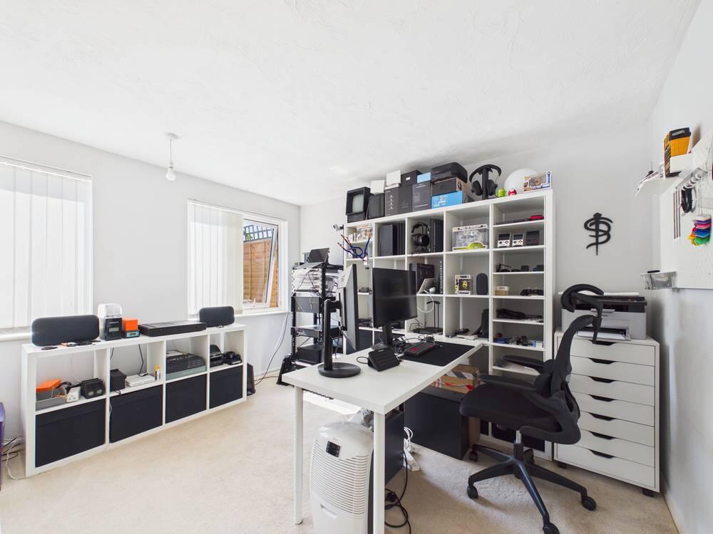 Apartment in Moorend, Blackhorse, Emersons Green - View 2