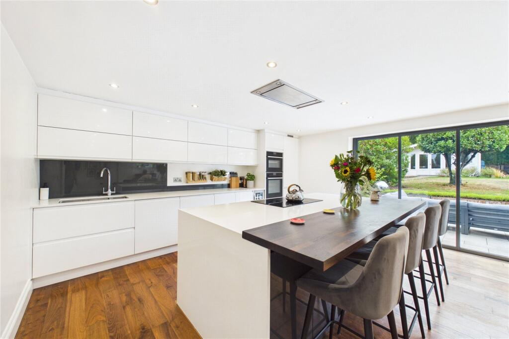 House in Purley on Thames, West Berkshire - View 4
