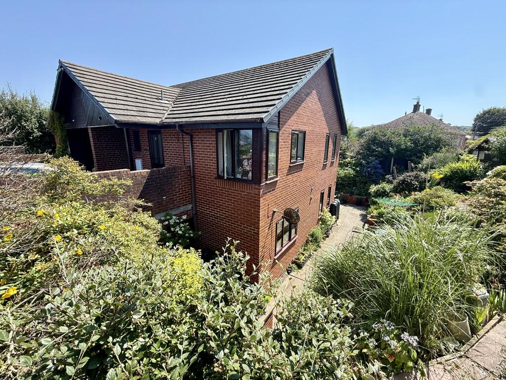 Main image of property: Penrheidol, Penparcau, Aberystwyth, Ceredigion