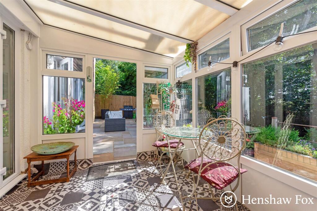 House in Southampton - More