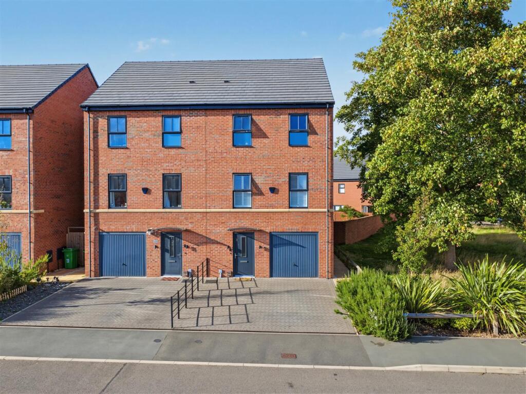 Main image of property: Dallington Street, Nottingham