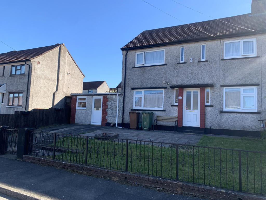 Main image of property: Is Fryn, Rhymney, Caerphilly County