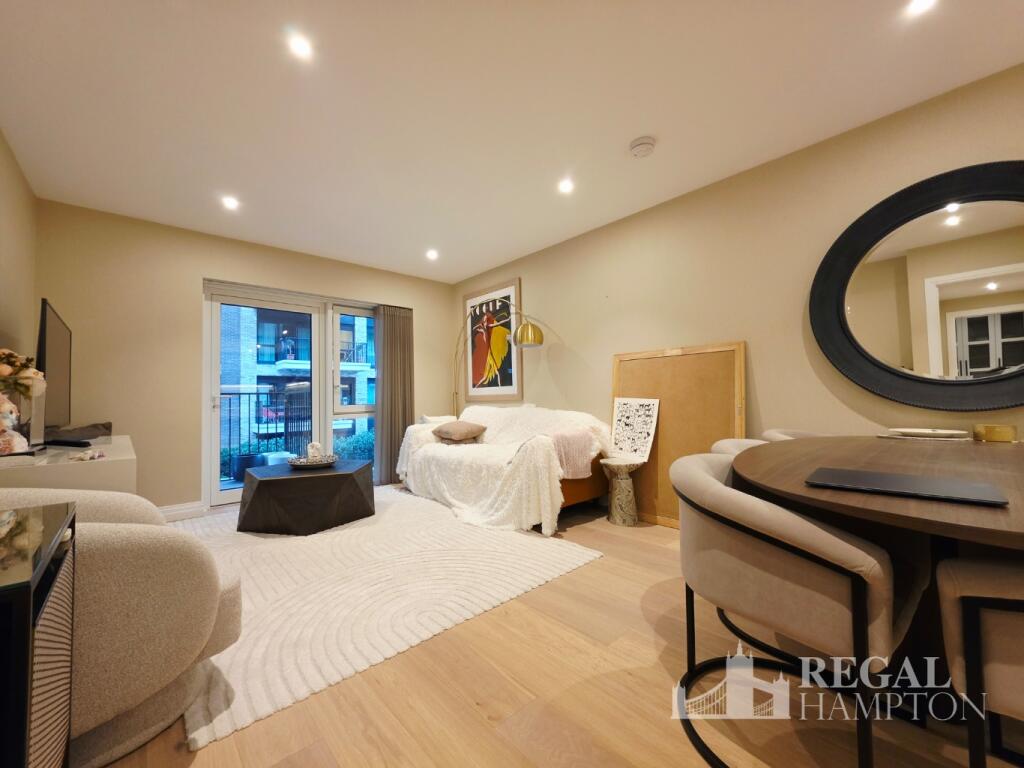 Apartment in London - View 3
