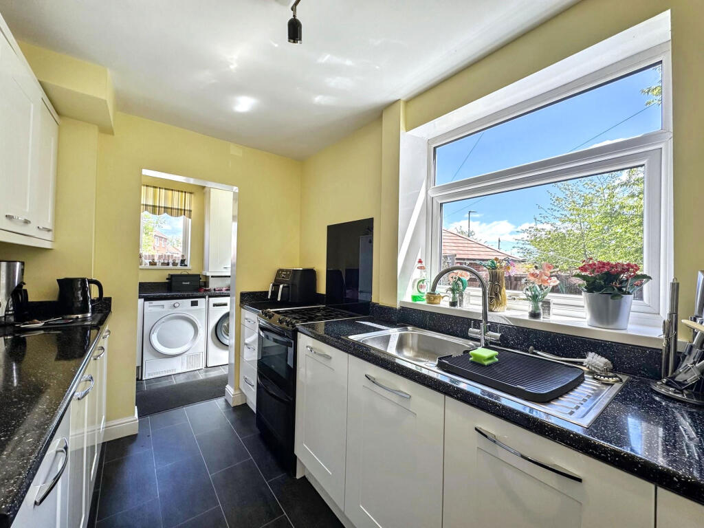 House in North Tyneside, Howdon - More