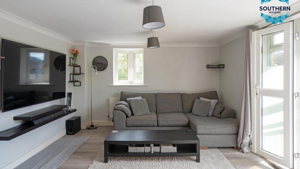 Apartment in Reigate and Banstead, Horley - View 4
