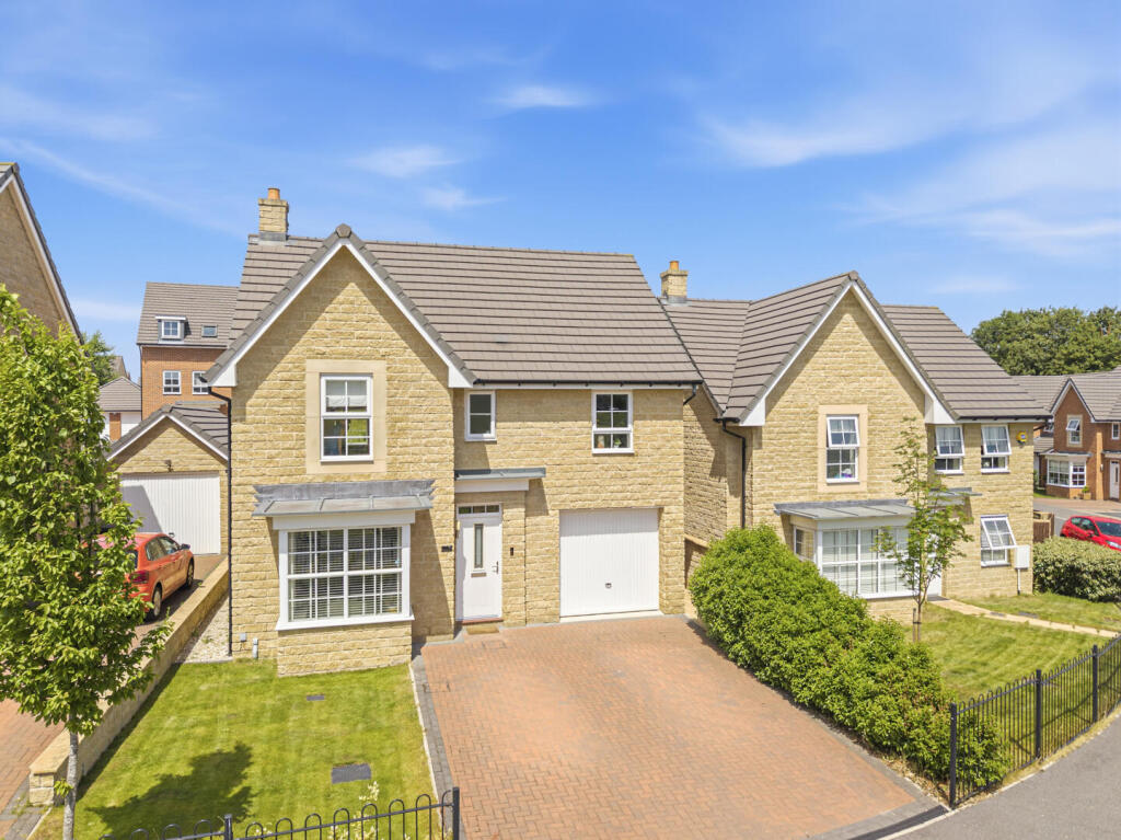Main image of property: Davy Avenue, Micklefield, Leeds