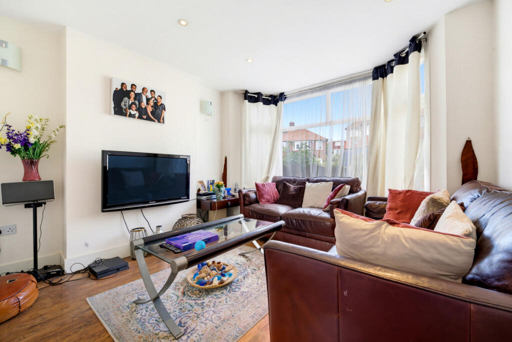 House in London - View 4