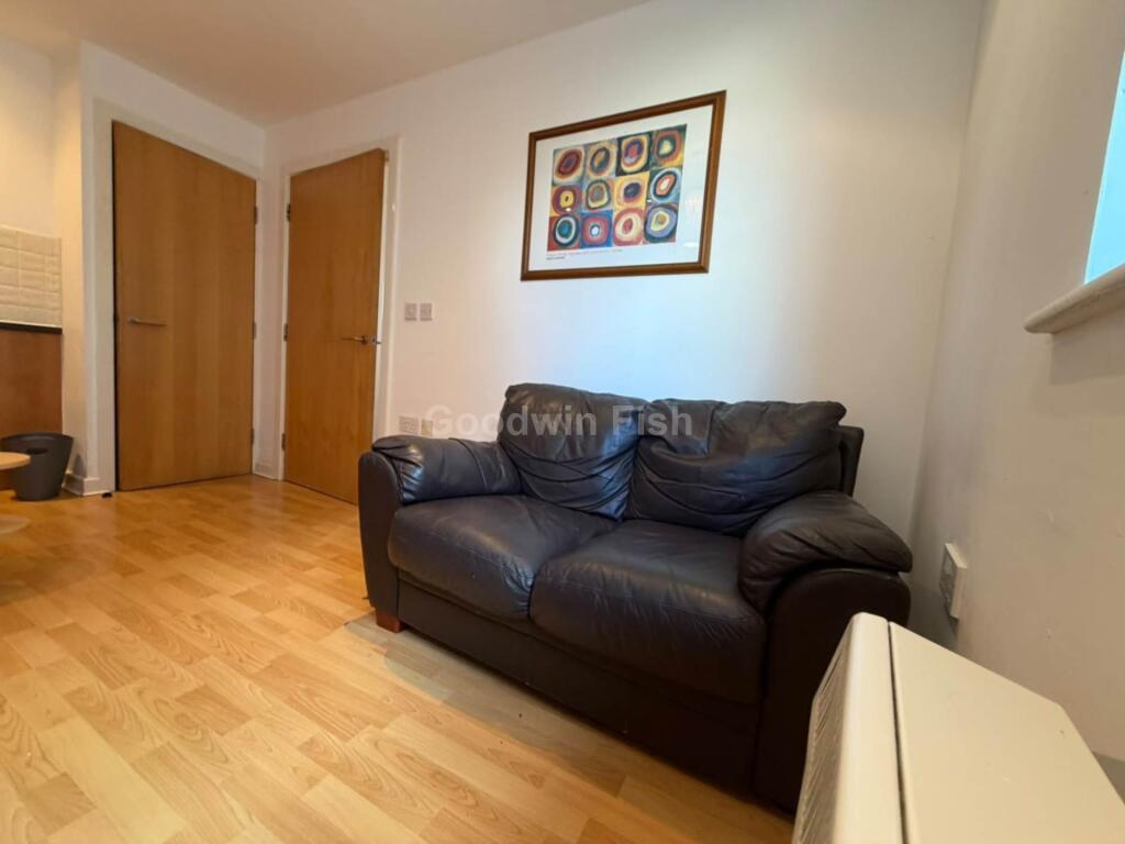 Apartment in Manchester, City Centre - View 2