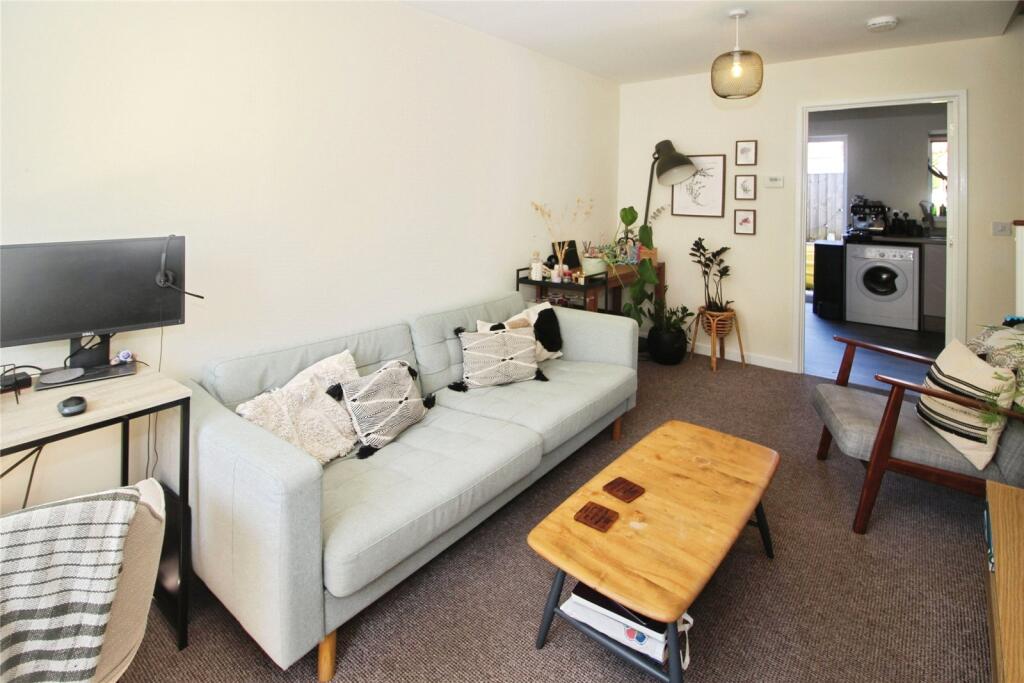 House in Exeter - View 3