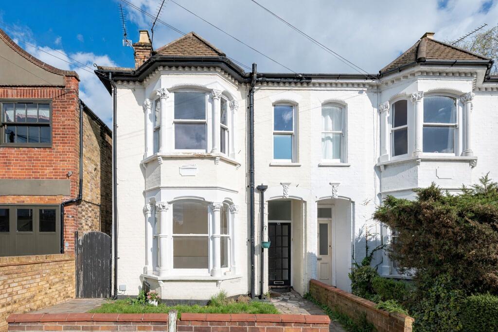 Main image of property: Victoria Road, Leigh-on-Sea