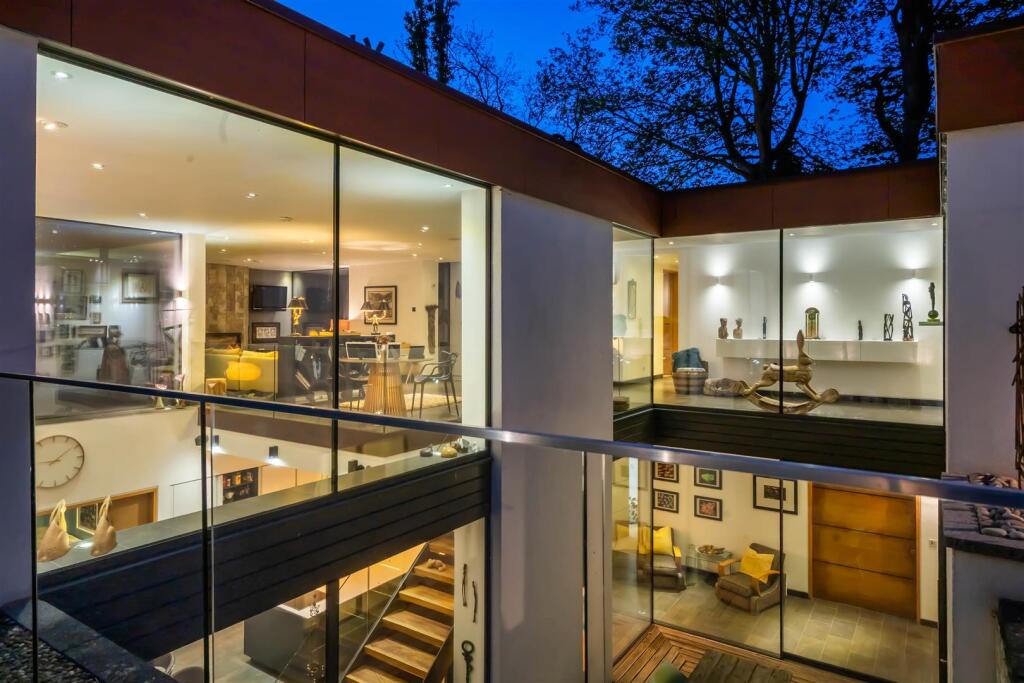 Main image of property: Chattock Gardens, Solihull, B91
