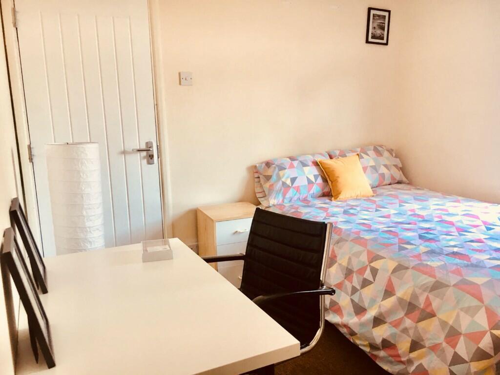 Main image of property: Stanley Street, Luton, Bedfordshire, LU1