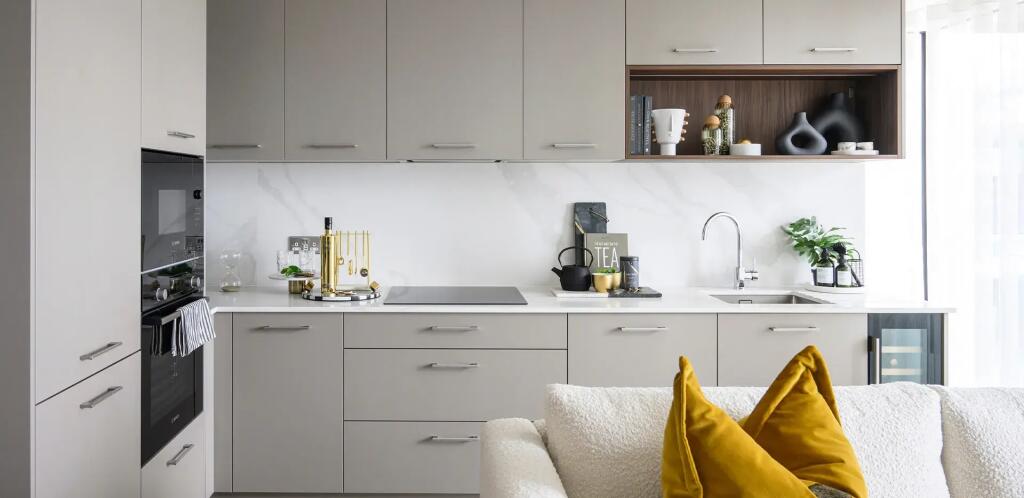 England SE18 6BH London, GBR photo 3