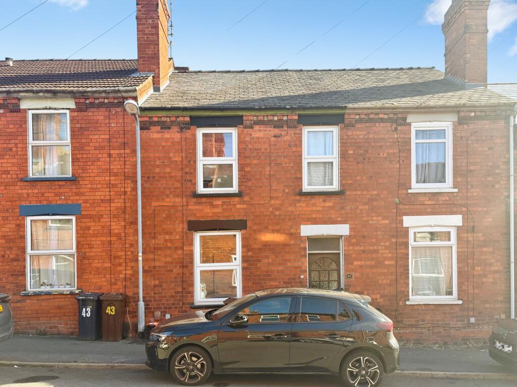 3-bed terraced on Belmont Street, Lincoln, LN2, £145,000