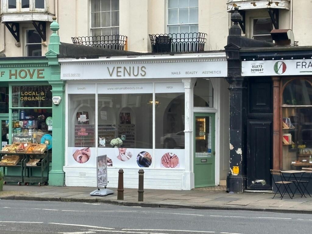 Main image of property: 3 Victoria Terrace, Hove, BN3 2WB