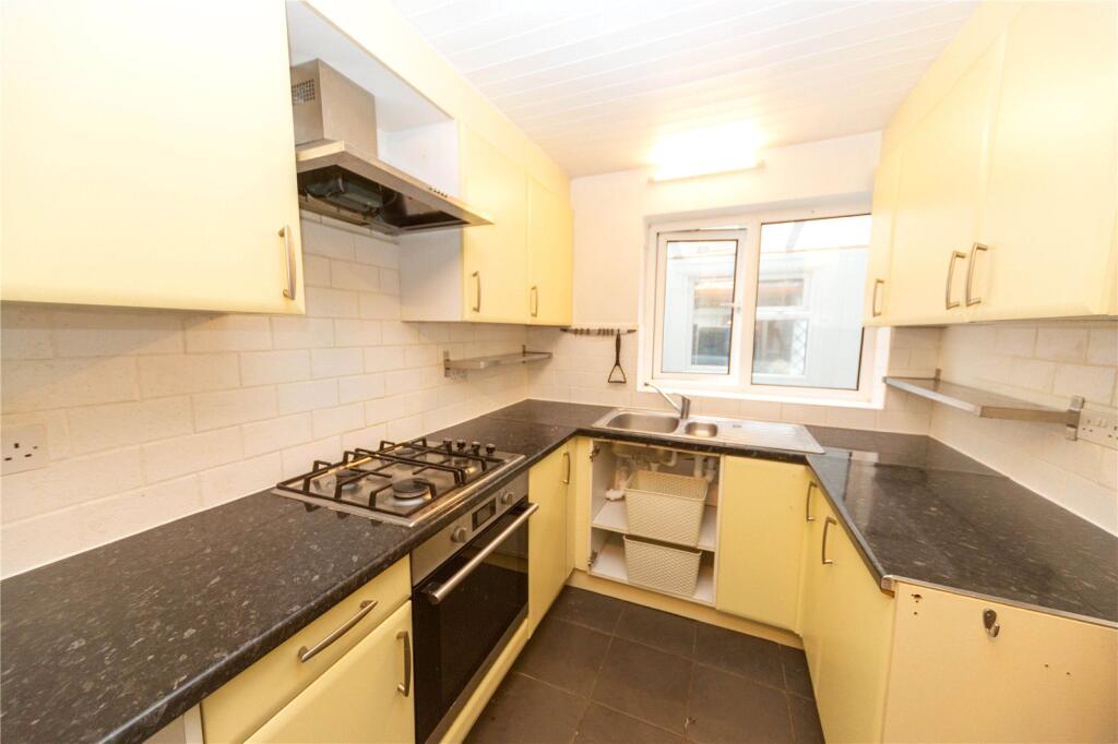 Cheriton Court,Cranleigh Rise,Rumney,Cardiff,CF3 4AN - View 5
