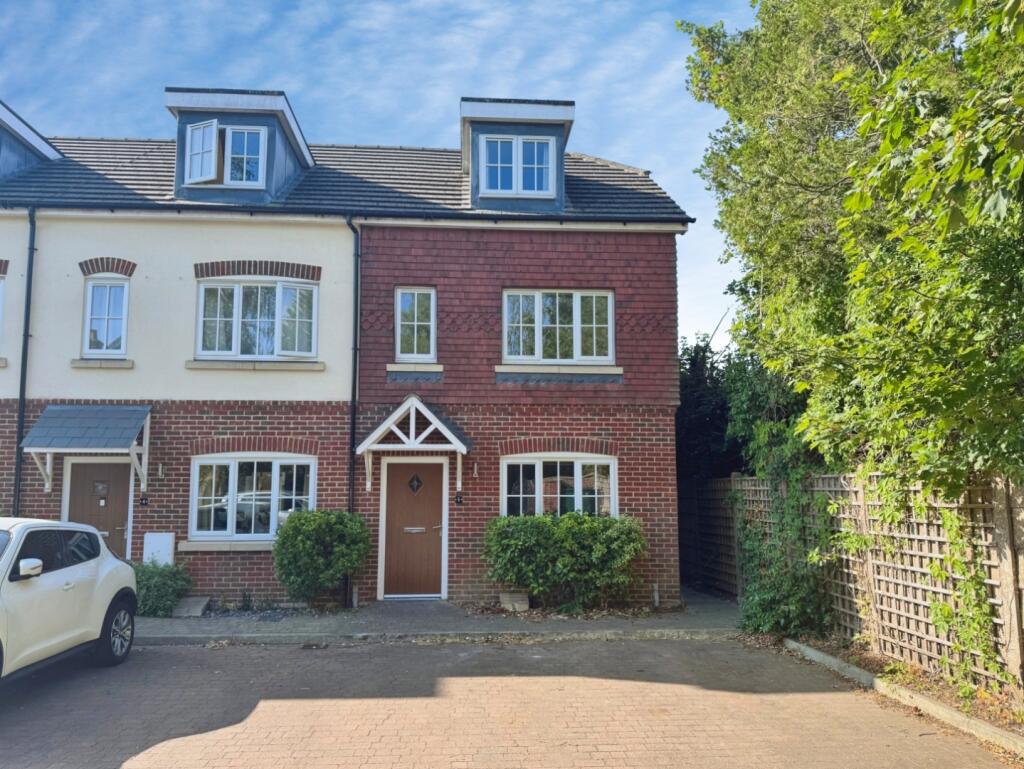 Main image of property: Kensington Place, Victoria Road, Farnborough
