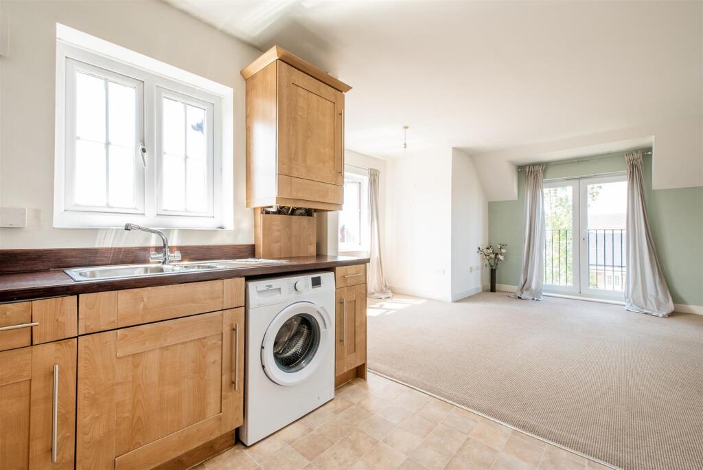 Lancers Close, Chorley - View 6