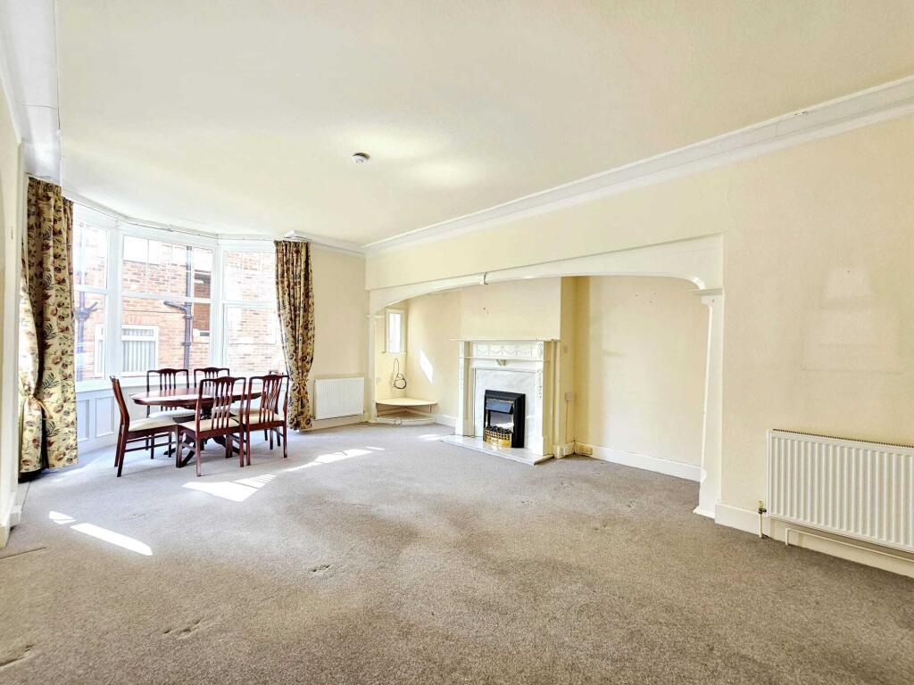 Apartment in York - View 2