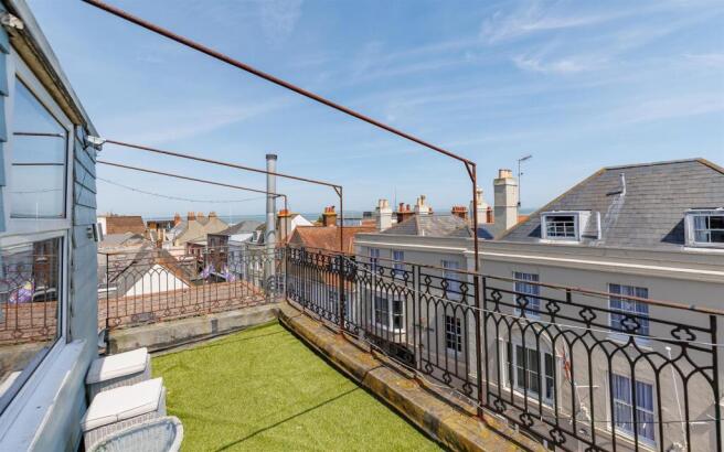 Cowes vantage point