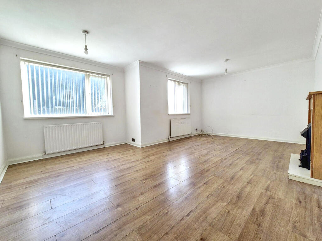 Tiverton Avenue, ., North Shields, Tyne and Wear, NE29 8PU photo 2