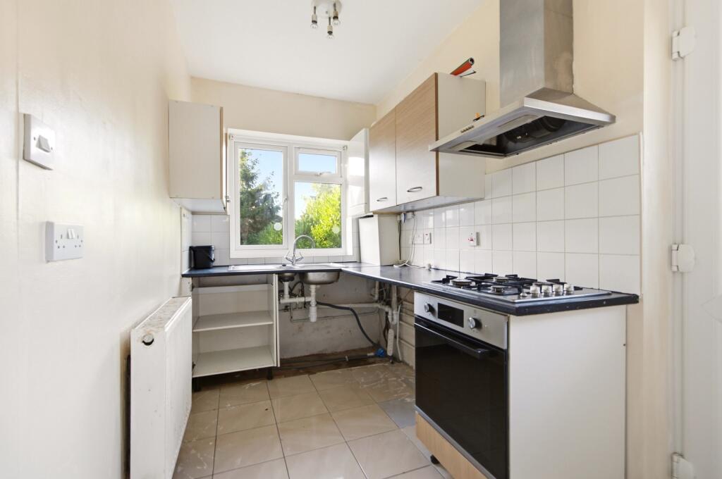 House in St Albans - View 3