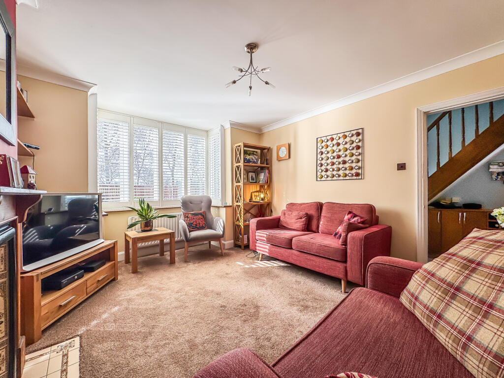 Duchess Drive, Newmarket, Suffolk photo 4