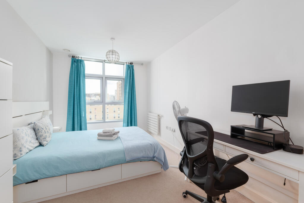 Apartment in London - View 5