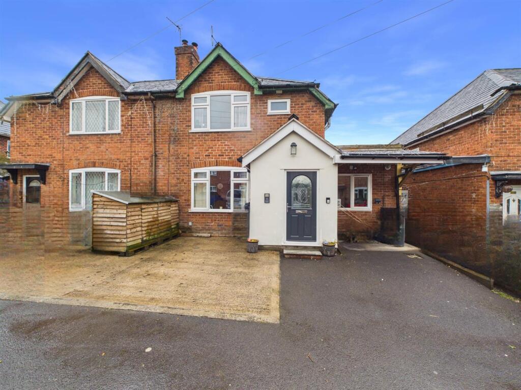 Main image of property: 11 Beeches Avenue, Gobowen, Oswestry