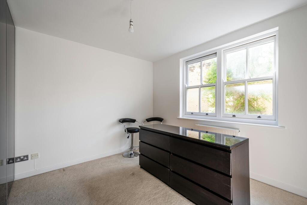 Woodseer St 28 F3 - 8.jpg