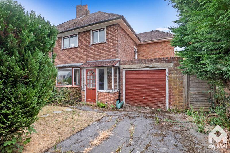 4-bed semi-detached on Meadoway, Bishops Cleeve, Cheltenham, GL52, £380,000