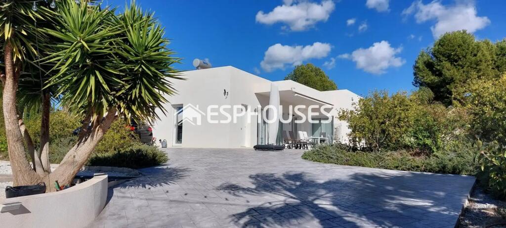 Main image of property: Valencia, Alicante, Busot