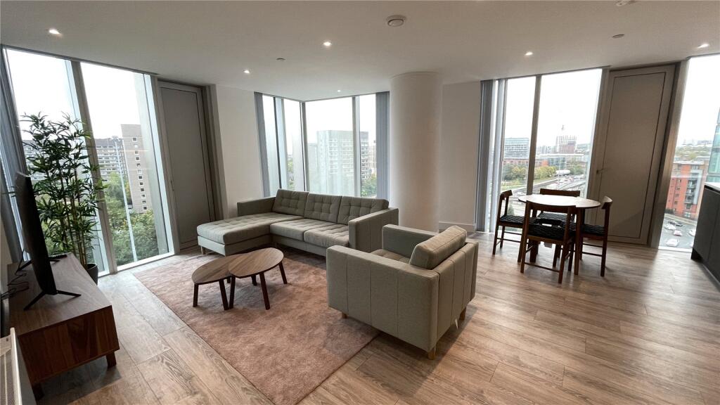 Main image of property: The Blade, 15 Silvercroft Street, Manchester, M15
