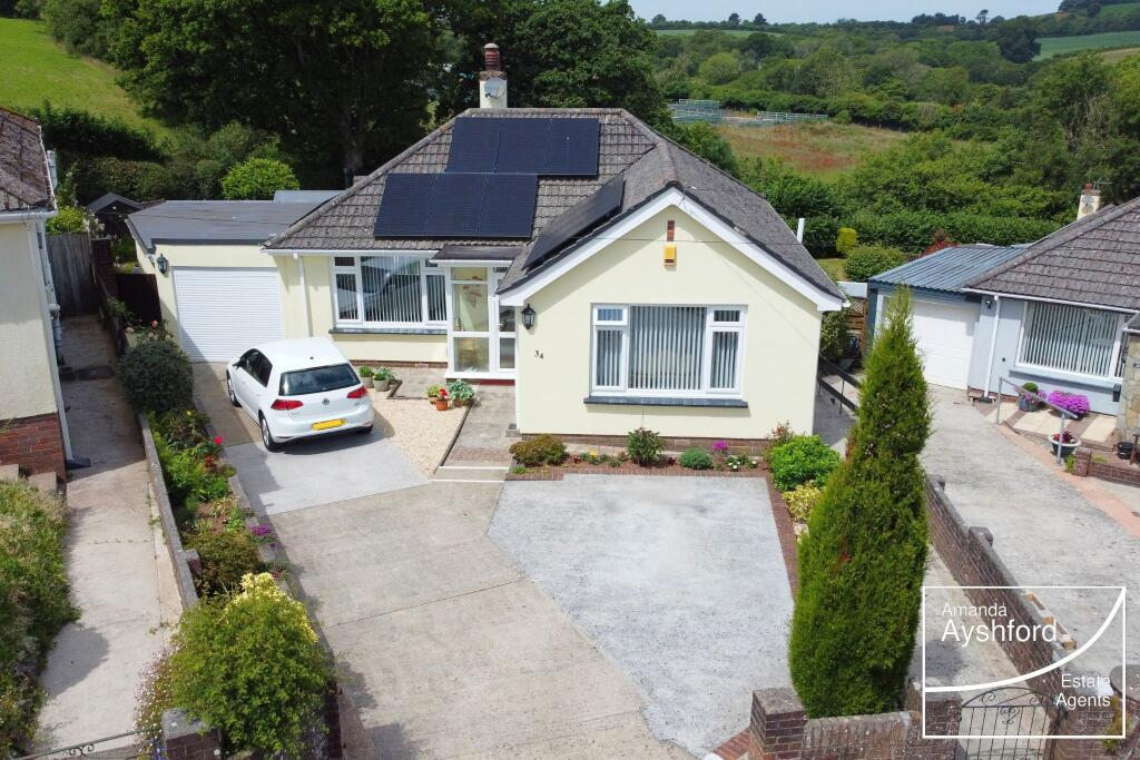 Main image of property: Templer Road, Preston, Paignton