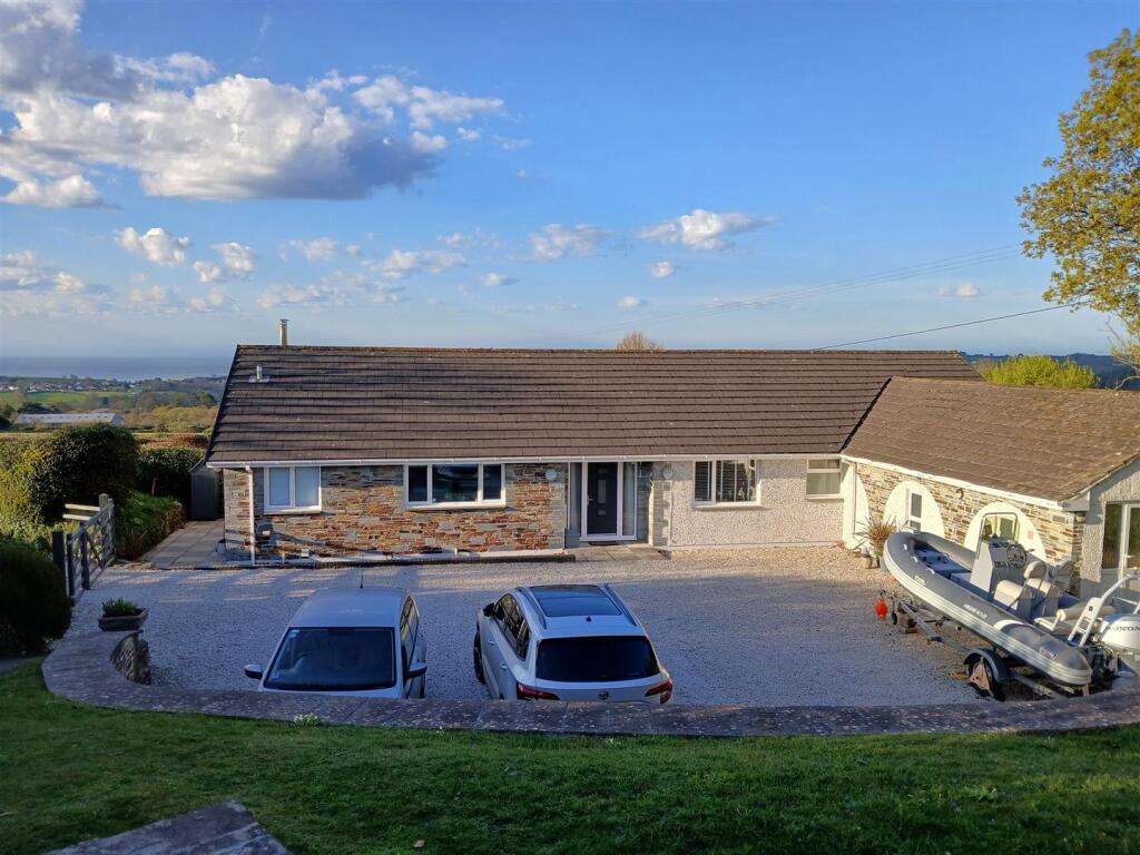Main image of property: Penpillick, Par