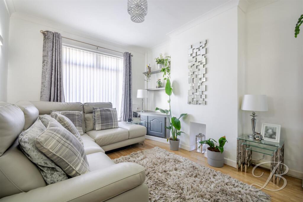 House in Ashfield, Sutton in Ashfield, Stanton Hill - More