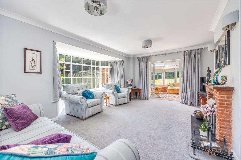 Bedford Road, Maulden, Bedfordshire, MK45 photo 2