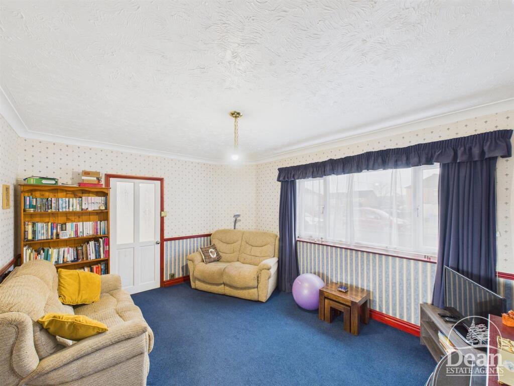 Ridler Road, Lydney photo 4