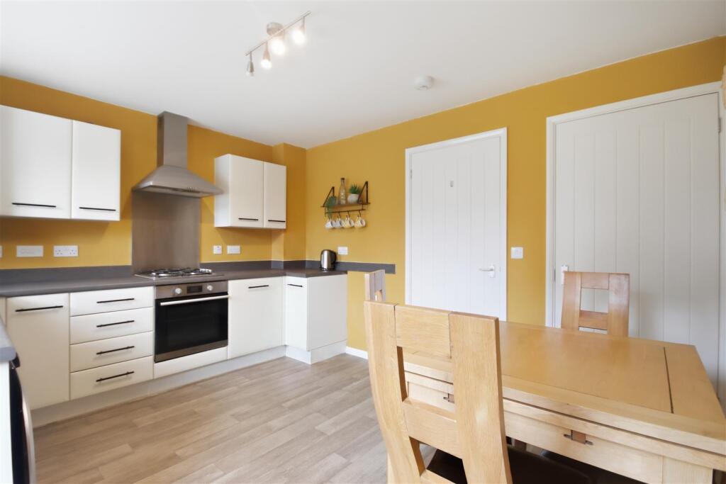 House in Chesterfield, Dunston - View 4