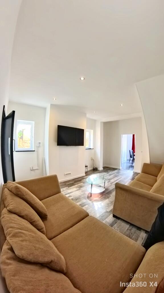 Main image of property: Lonsdale Road - 4 bed, Lenton, East Midlands, NG7