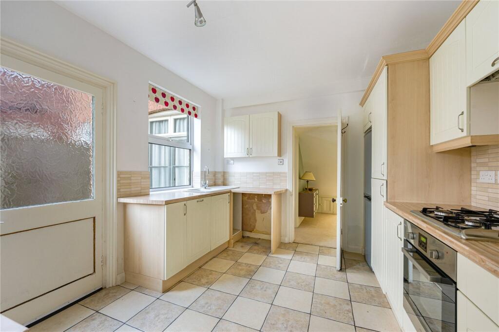 House in Nottingham - More