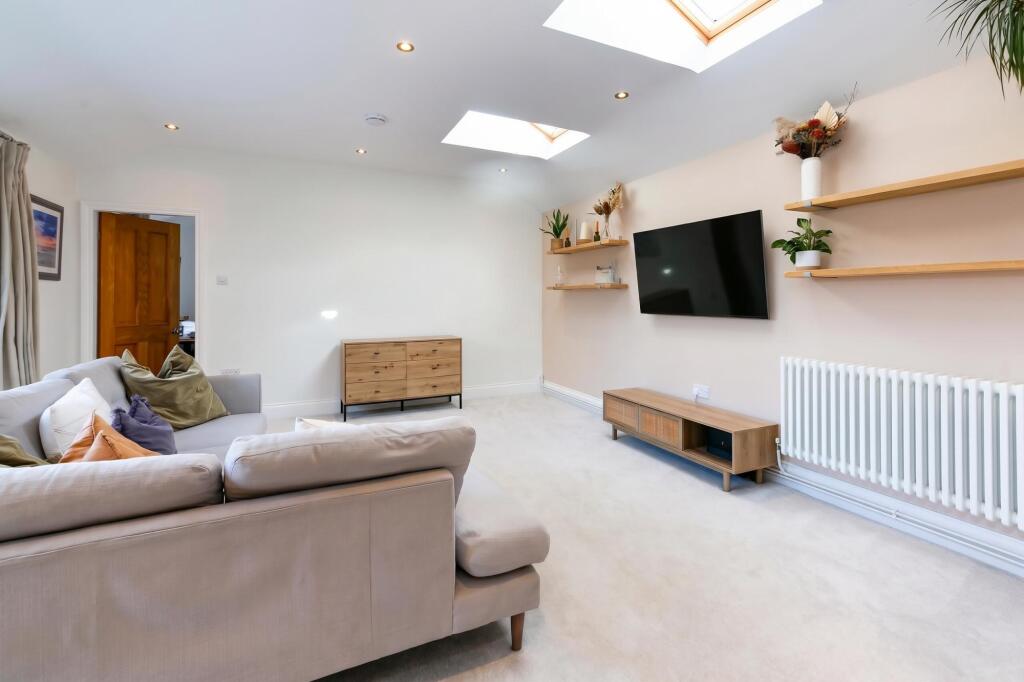 House in York - View 3