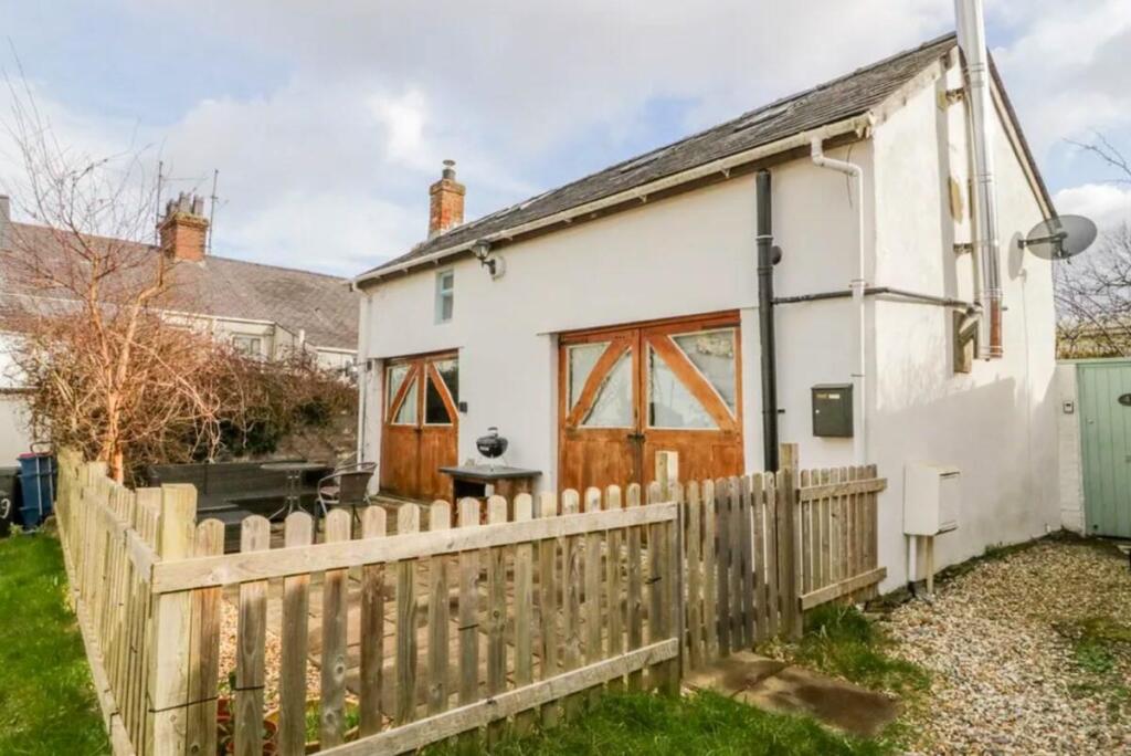 Main image of property: Steeple Lane, Beaumaris