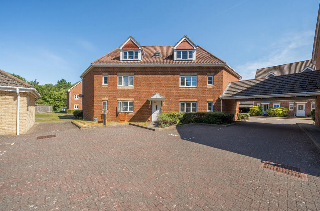 Main image of property: The Tollgate, Fareham, Hampshire, PO16