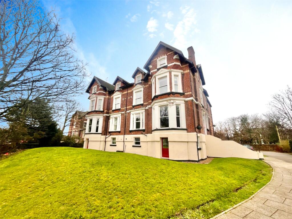 Main image of property: Angra Bank, Waterloo, L22